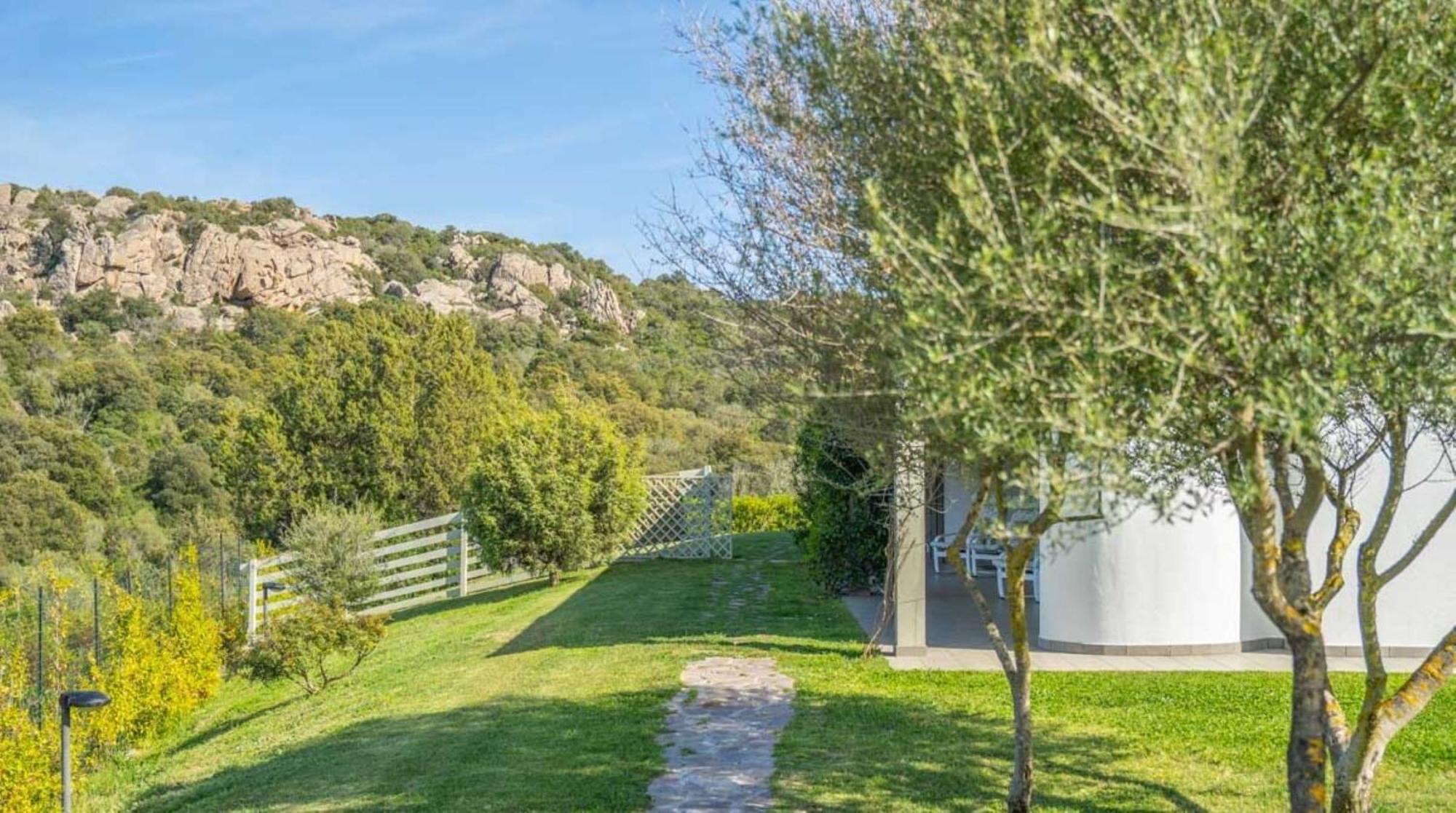 Spartaco Eco Retreat San Pantaleo Sole Ruiu Zewnętrze zdjęcie